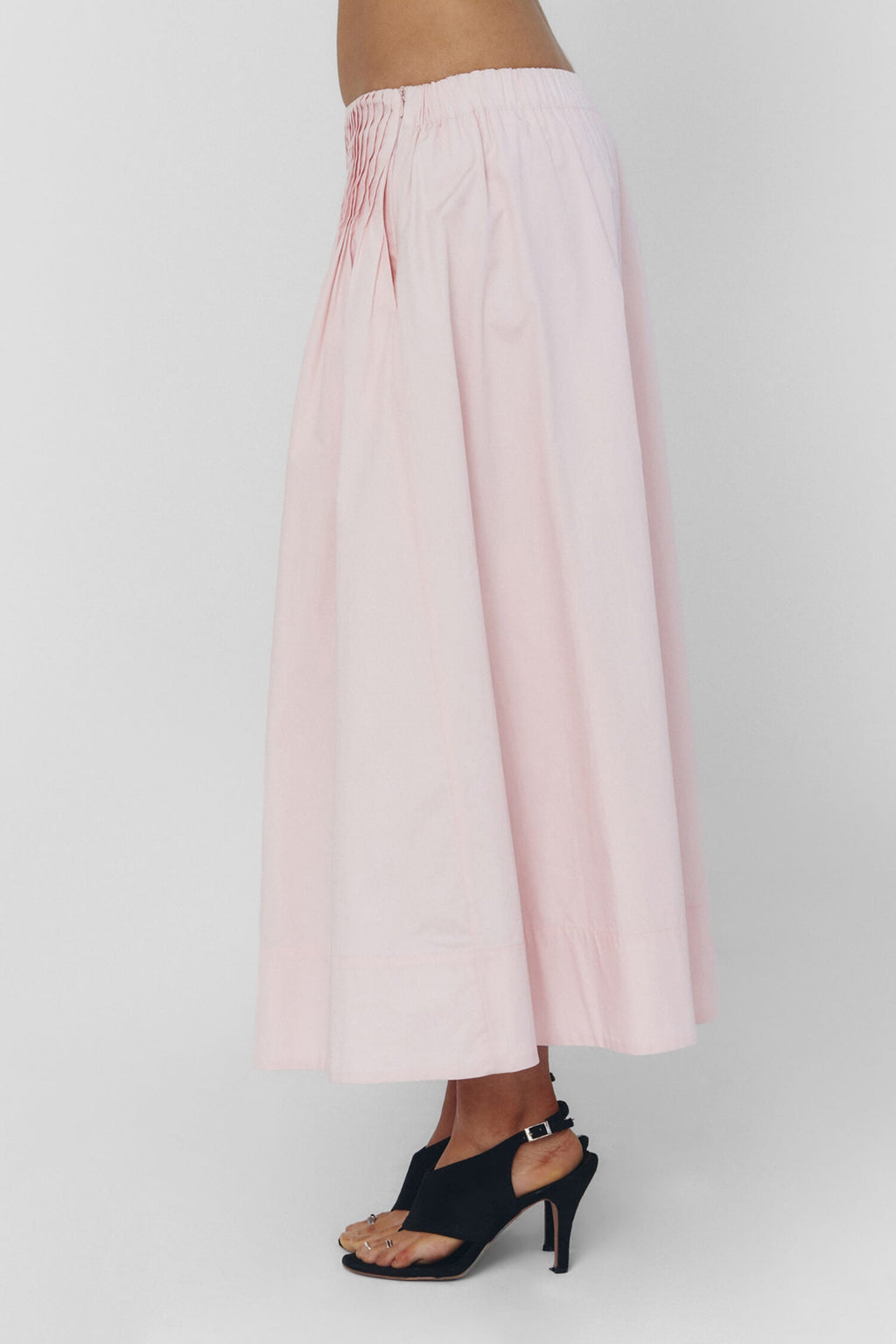 UIARA SKIRT IN BABY PINK